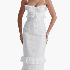 House of CB EVE 
WHITE BRODERIE MAXI DRESS